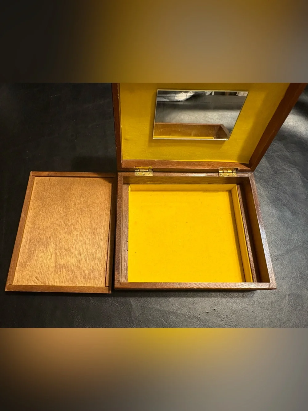 Vintage Wooden Jewelry Box Tapestry Pastoral Ladies Mirror Yellow Velvet Inter.